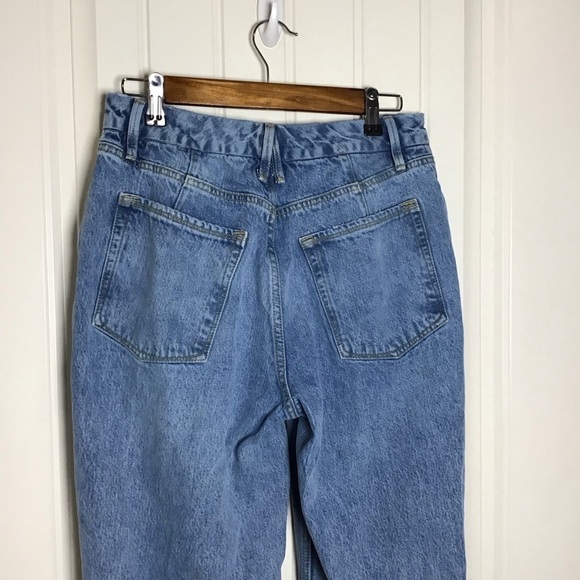 Good American 90’s Duster Straight Leg Jean in Blue951 Size 28. - Picture 6 of 10